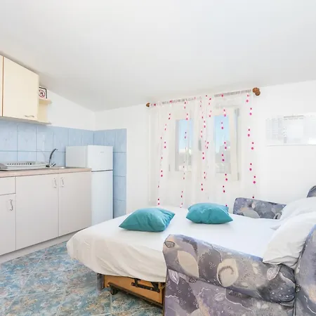 Apartments By The Sea Sevid - Trogir - 4287 Sevid