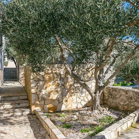 Apartment Apartments By The Sea Sevid, Trogir - 4287 *
