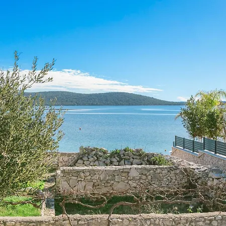 Apartment Apartments By The Sea Sevid - Trogir - 4287 Sevid
